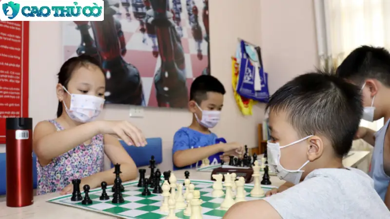 Lớp học cờ vua cho trẻ em ở Hà Nội